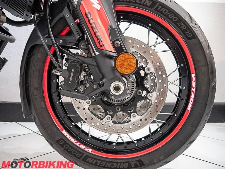 2021 (21) Suzuki 1050 V-Strom XT Tour | Fully loaded example!!