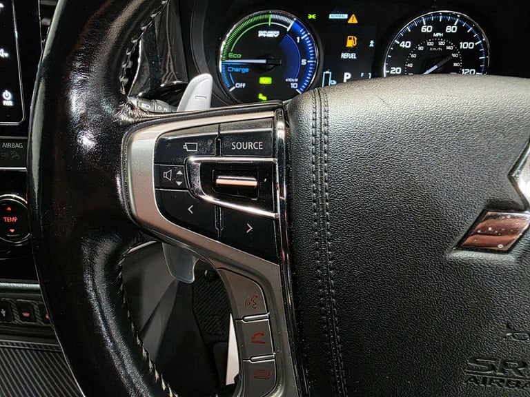 2019 Mitsubishi Outlander 2.4h TwinMotor 13.8kWh 4hs CVT 4WD Euro 6 (s/s) 5dr ESTATE Petrol/Elect...