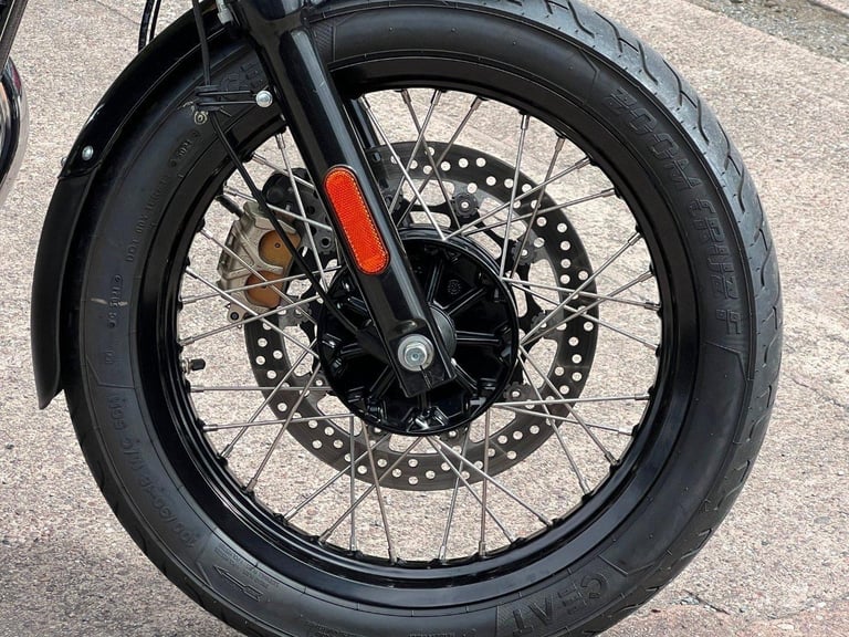 2023 ROYAL ENFIELD INTERCEPTOR 650 CHROME/RED LOW MILEAGE