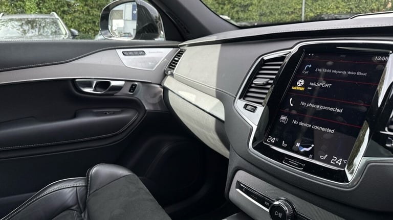 2021 Volvo XC90 Recharge R-Design Pro, T8 AWD plug-in hybrid, 7 Seats Estate Petrol Parallel PHEV...