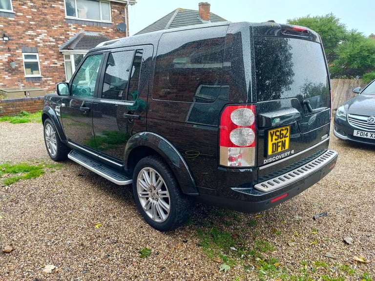 Land Rover Discovery 4 HSE Luxury. Cambelt done. F.S.H. MOT October 2026. Lovely example 