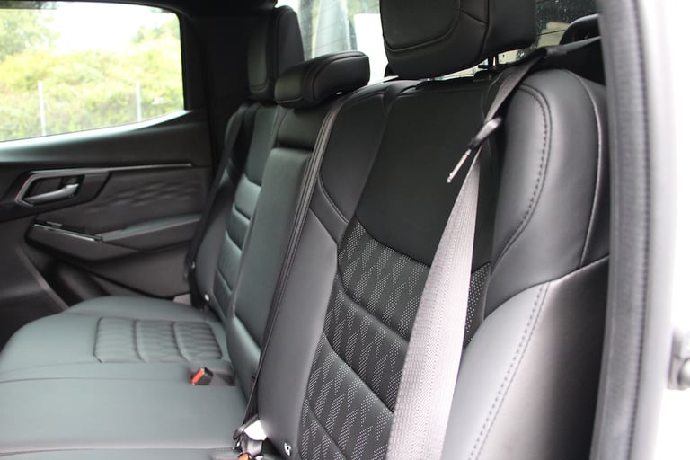 2025 Isuzu D-Max TD V-Cross Double Cab 4x4 [205] (BIG SPEC, FREE MAINLAND UK DELIVERY !!) Pick Up...