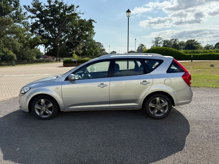 2012 Kia Ceed 1.6 CRDi 2 Sports Wagon 5dr Diesel Auto Euro 5 (113 bhp) Estate Diesel Automatic