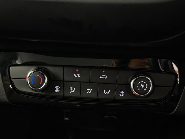 2021 Vauxhall Corsa 1.2 SE Euro 6 5dr Hatchback Petrol Manual