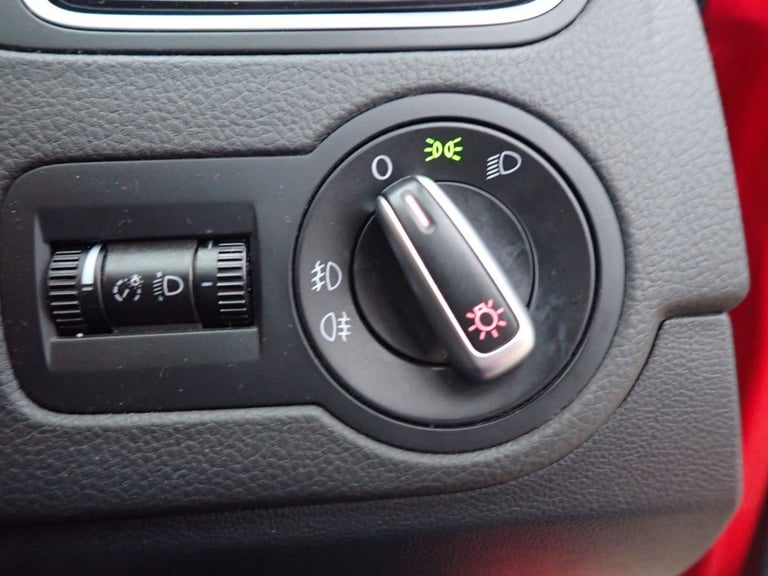 2013 13 VOLKSWAGEN POLO 1.2 MATCH EDITION HATCHBACK 5DR PETROL MANUAL EURO 5 (70