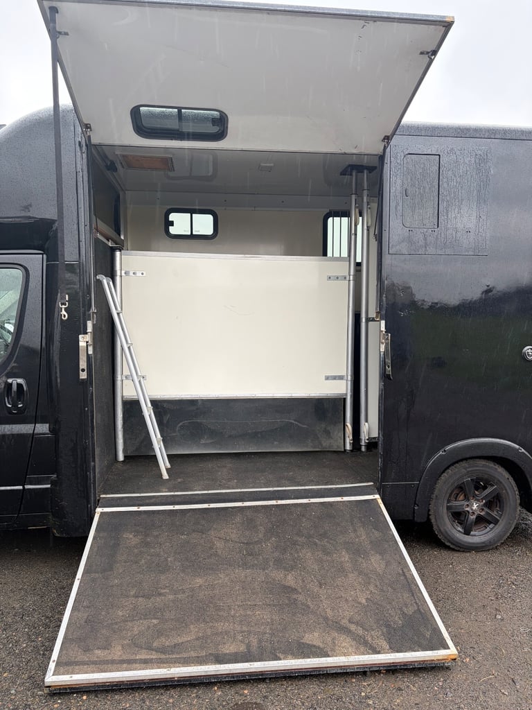 Peugeot, BOXER, 3.5T Horsebox conversion  2015, Manual, 2198 (cc)