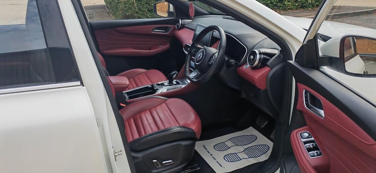 2022 MG MG HS 1.5 T-GDI 16.6kWh Exclusive Auto Euro 6 (s/s) 5dr ESTATE Petrol/Electric Hybrid Aut...