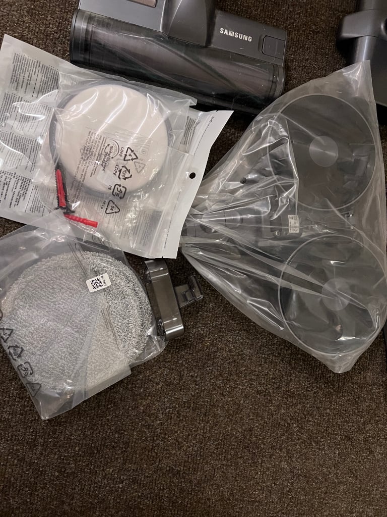 Samsung Jet™ 90 Pro Cordless Stick Vacuum Cleaner Max 200W Suction Power