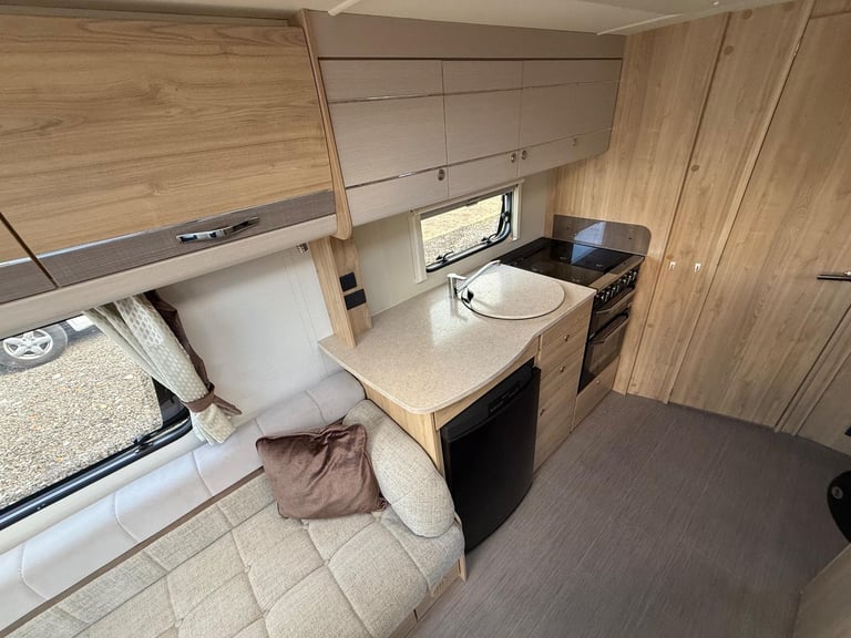 Elddis Avante 482 482 GTS 2016