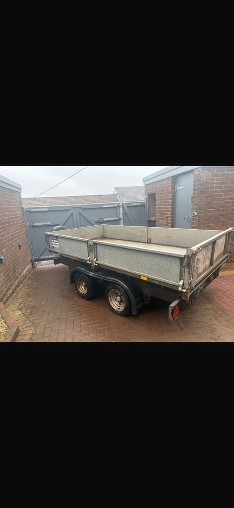 Ifor Williams tipping trailer