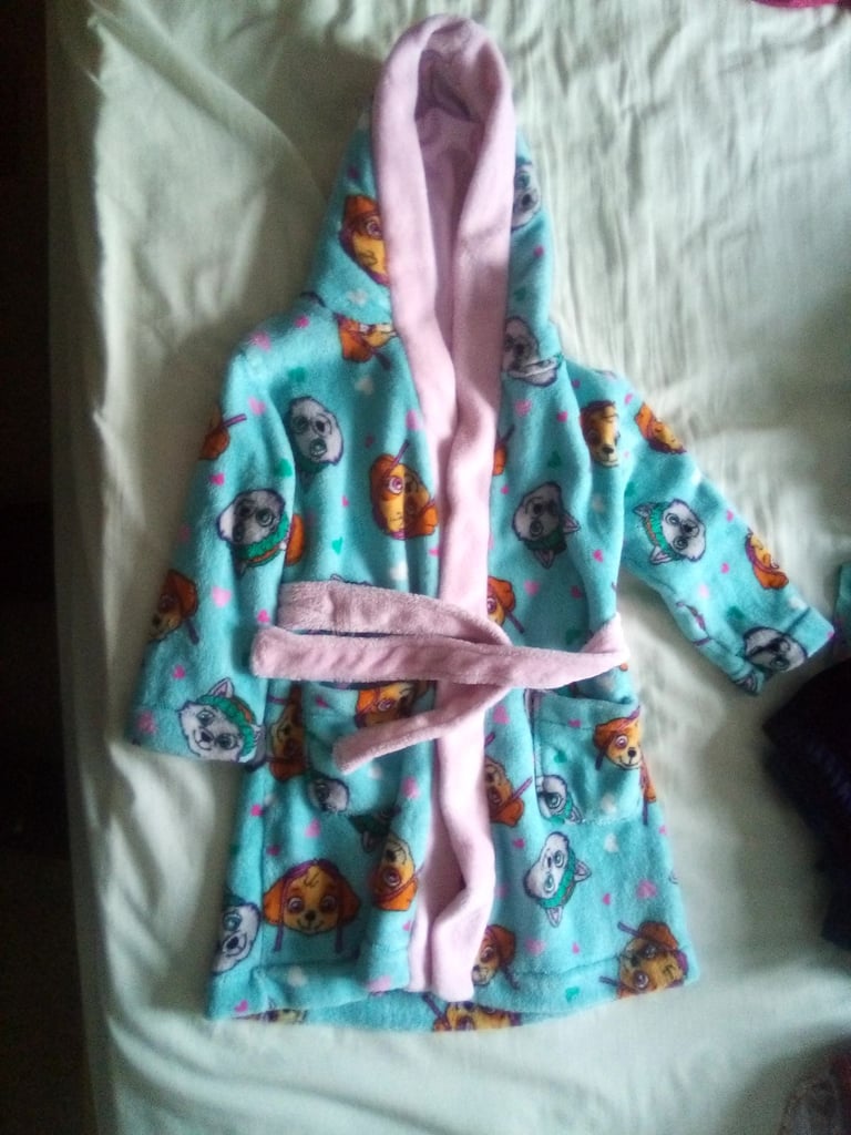 GIRLS FOOTWEAR AND CLOTHES