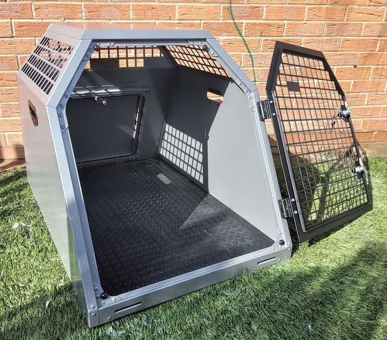 Trans K9 ( B33 ) Transport dog box (Lockable & Crash Tested) TransK9