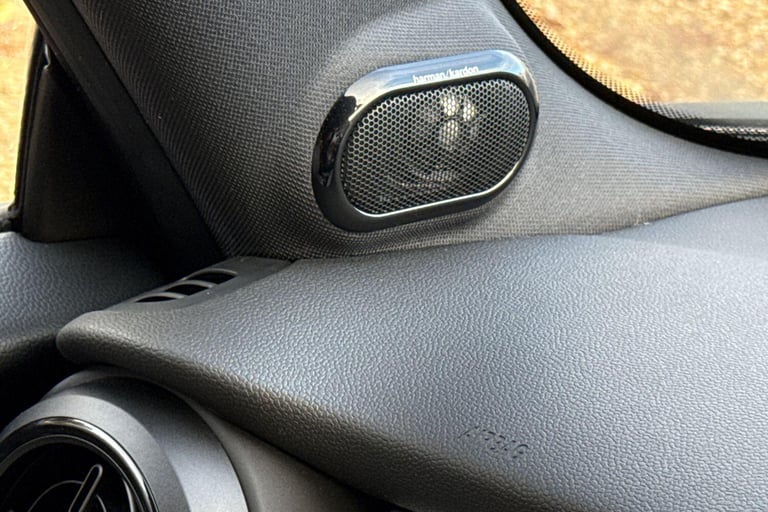 2022 MINI Hatch 1.5 Cooper Exclusive Hatchback 3dr Petrol Steptronic Euro 6 (s/s) (136 ps) HATCHB...