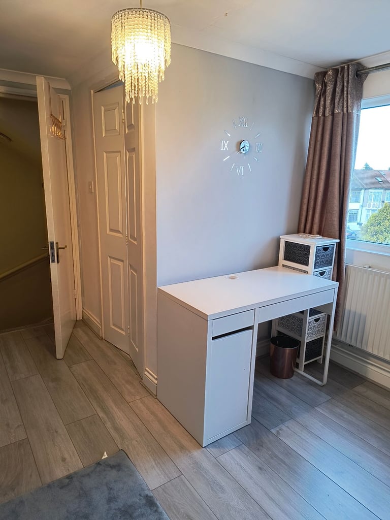 Big Loft room with built in toilet bath 