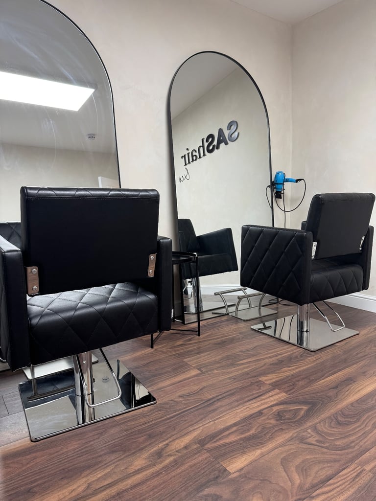 image for Beauty room to rent in Chelsea!
