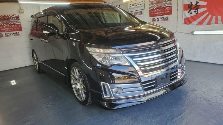 Nissan egrand e52 rider 2.5 auto in black japanese import only 57k miles 2014 
