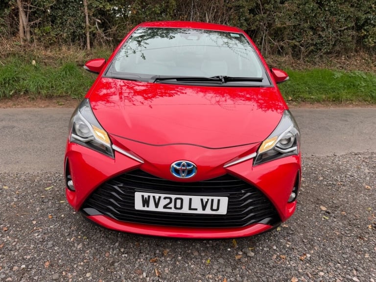  Toyota Yaris 1.5 Hybrid Icon 5dr CVT AUTOMATIC Petrol/Electric Hybrid