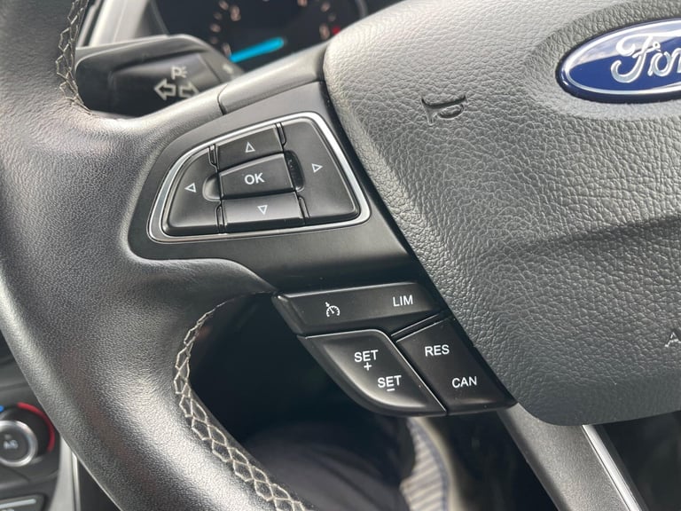 2017 Ford Kuga 2.0 TDCi EcoBlue ST-Line Euro 6 (s/s) 5dr HATCHBACK Diesel Manual