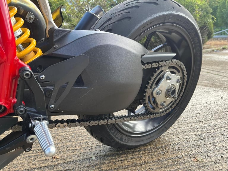 2014 64 DUCATI F848 STREETFIGHTER F 848 RED STUNNING BIKE NAKED MUSCLE MONSTER