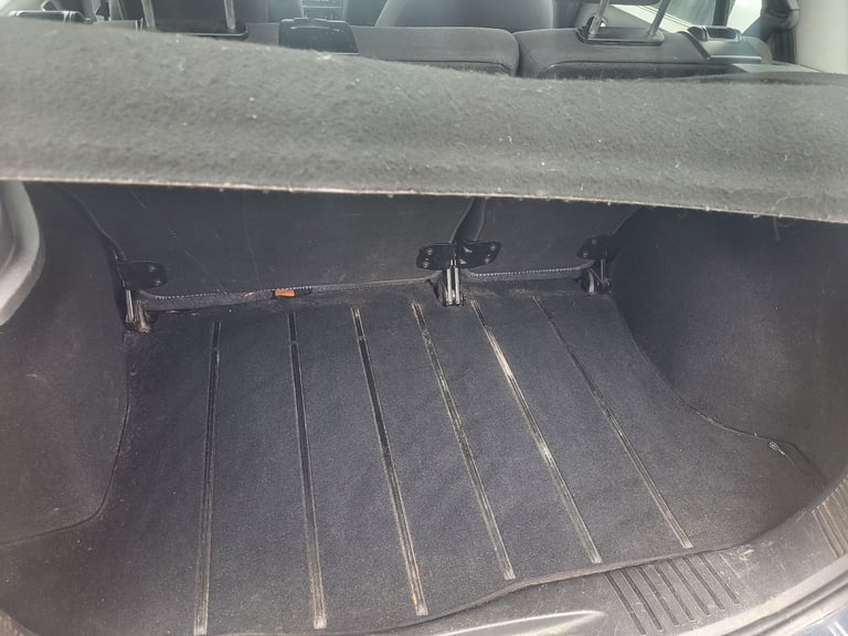 Ford fusion 1.4 style. 1 owner from new . Tidy car