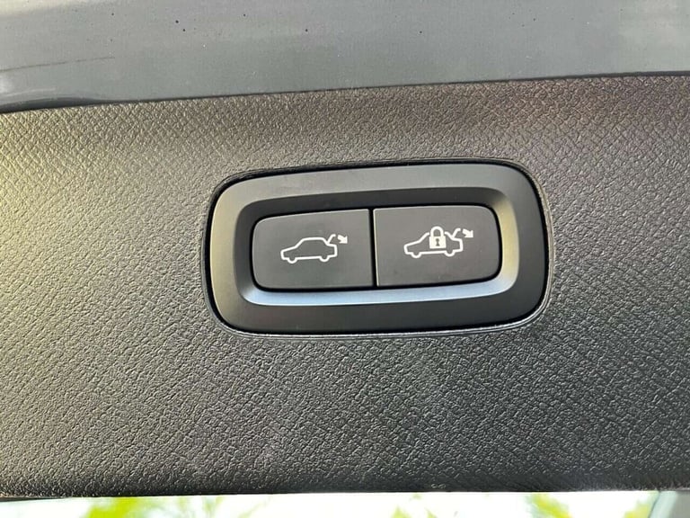 2019 Volvo XC90 2.0 B5D [235] R DESIGN Pro 5dr AWD Geartronic ESTATE DIESEL Automatic