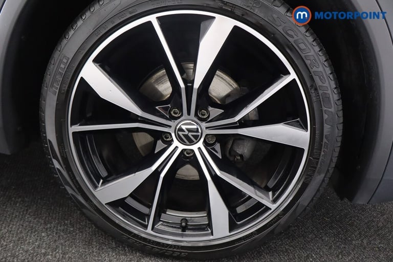 2021 Volkswagen Tiguan 1.5 TSI 150 R-Line 5dr DSG SUV Petrol Automatic