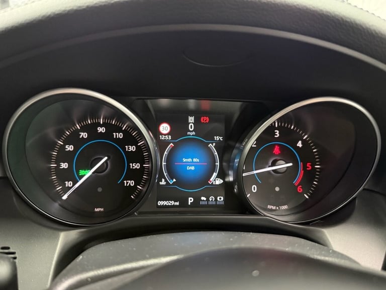 2017 Jaguar XF 2.0d Prestige 4dr Auto SALOON DIESEL Automatic