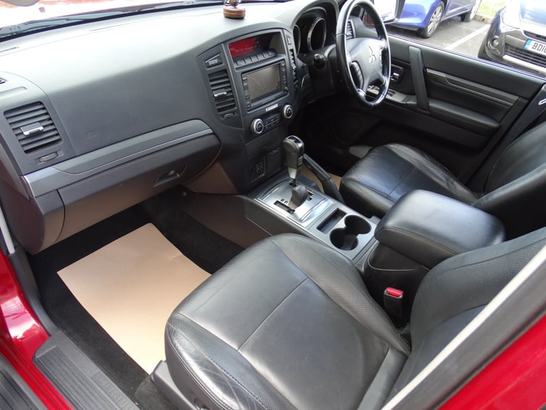 2009 MITSUBISHI SHOGUN 3.2 DIESEL DIAMOND DI-D LWB 7 SEATS AUTO 4WD TOW BAR RED