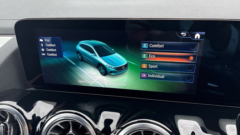 2025 Mercedes-Benz EQA 250+ 140kW AMG Line Prem Plus 70.5kWh 5dr Auto Electric Hatchback Hatchbac...