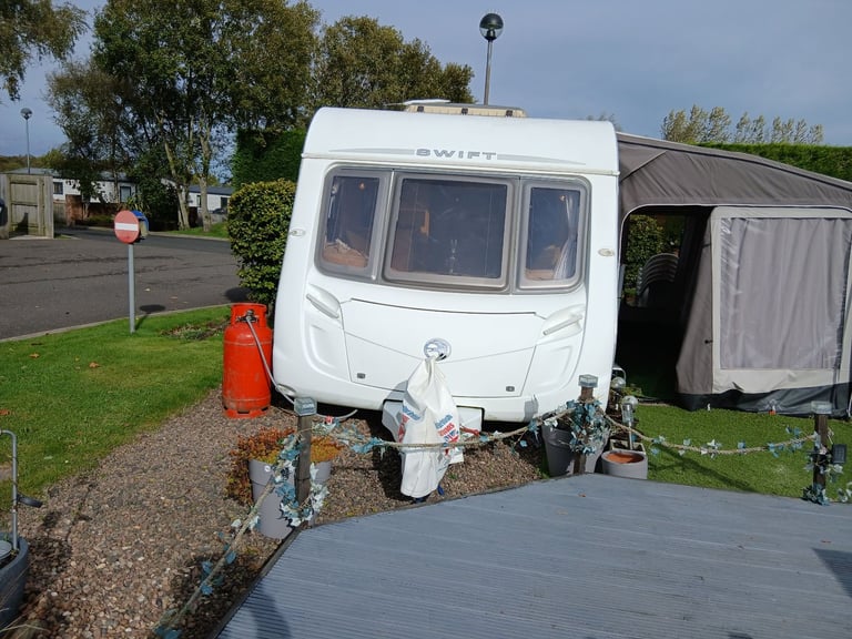 Touring caravan 