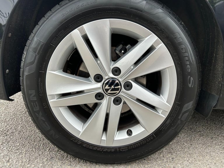 Volkswagen Golf 1.0 TSI Life Hatchback 5dr Petrol Manual Euro 6 (s/s) (110 ps) Petrol Manual