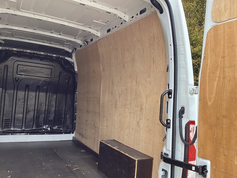 2024 Nissan Interstar dCi 35 Tekna F35 MWB M/R A/C Euro 6 MWB Panel Van Diesel Manual