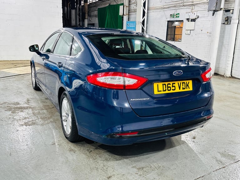 2015 Ford Mondeo 2.0 TDCi Titanium 5dr Powershift HATCHBACK DIESEL Automatic