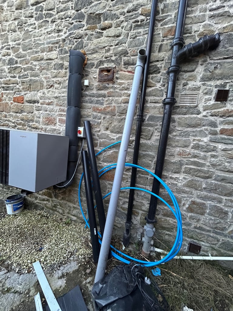 image for USED long grey drainpipe  & NEW  Blue Flexi pipe