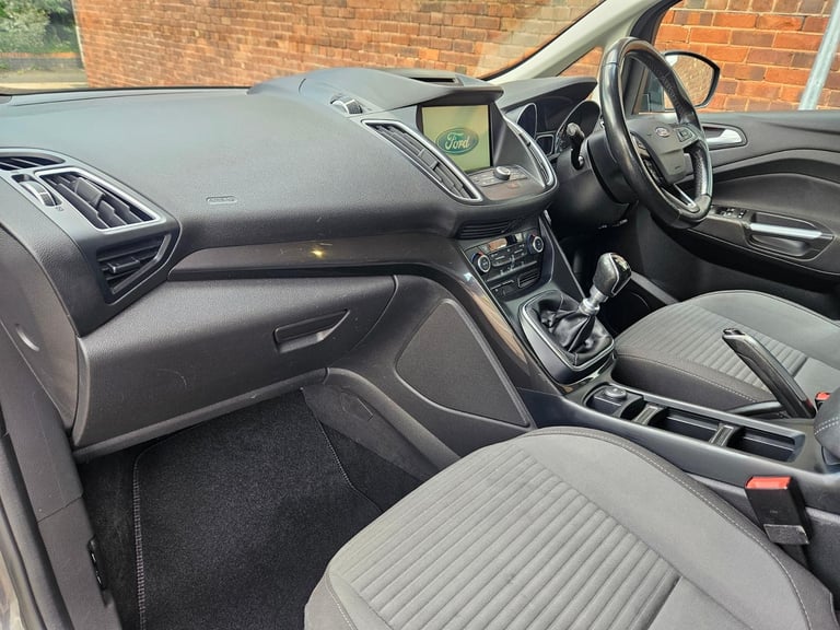 Ford C-Max 1.5 tdci titanium mpv in spotless condition 