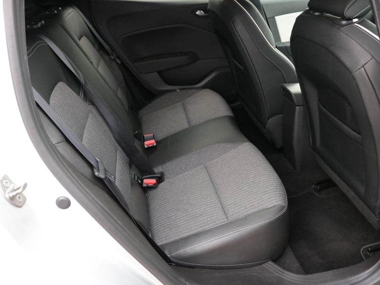 2023 Renault Clio 1.0 TCe Techno Hatchback 5dr Petrol Manual Euro 6 (s/s) (90 ps) HATCHBACK Petro...
