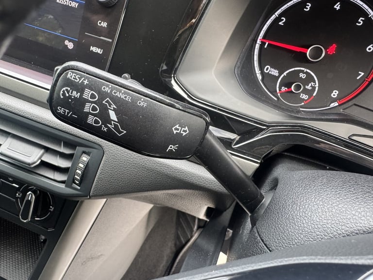 VOLKSWAGEN POLO 1.0 SE 2018