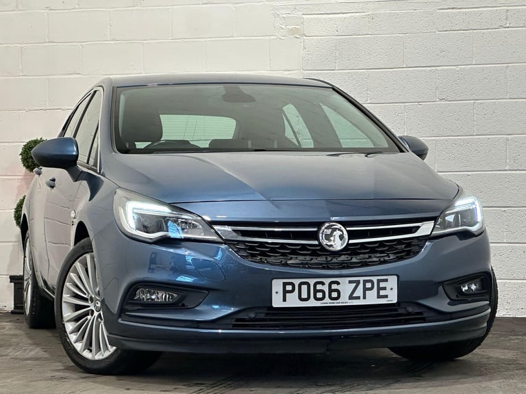 2016 Vauxhall Astra 1.6 CDTi BlueInjection Elite Nav Auto Euro 6 5dr HATCHBACK Diesel Automatic