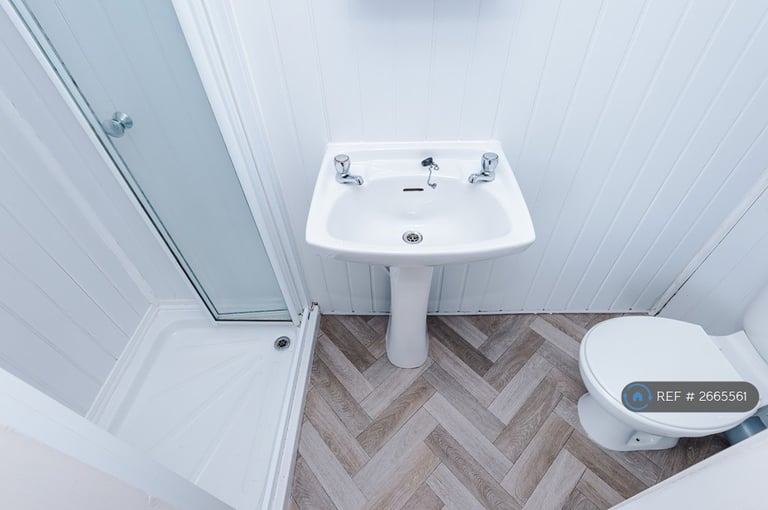 1 bedroom in Longford Place, Manchester, M14 (#2665561)