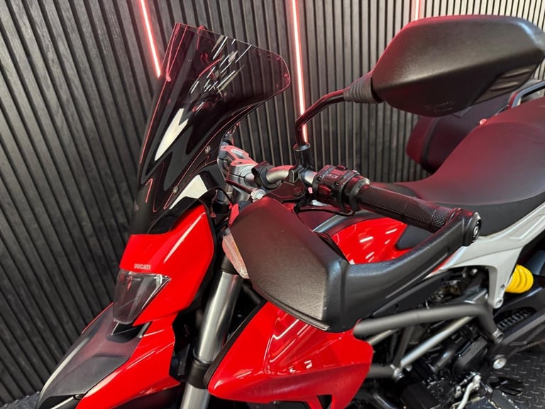 2015 Ducati Hyperstrada 821 821 Euro 3