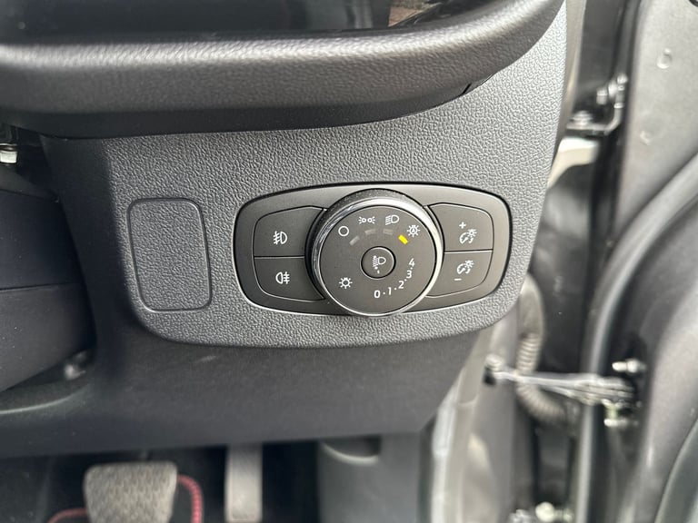 2023 Ford Puma 1.0 EcoBoost Hybrid mHEV ST-Line 5dr DCT HATCHBACK PETROL Automatic