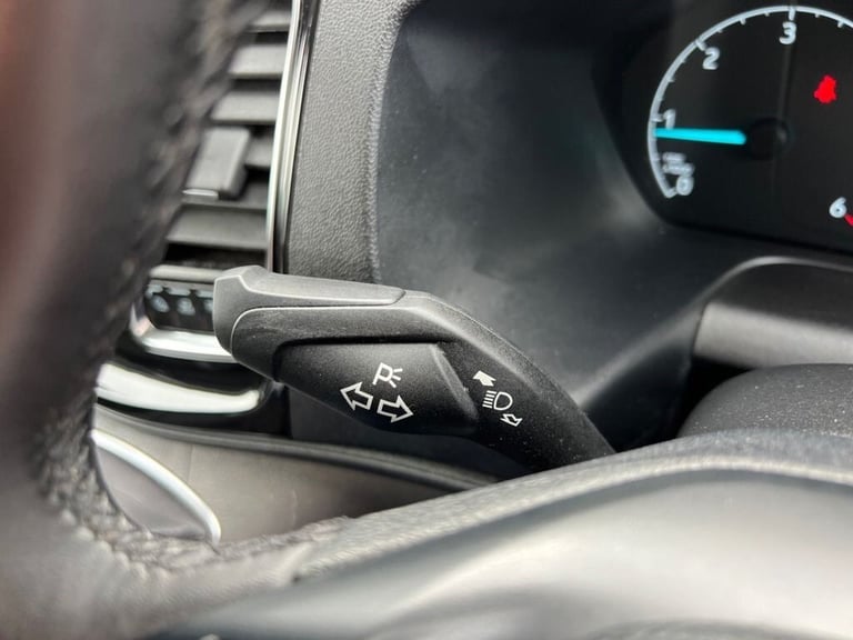 2023 Ford Transit Custom 2.0 300 EcoBlue Limited Panel Van 5dr Diesel Manual L2 H1 Euro 6 (s/s) (...