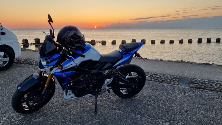 image for Suzuki, GSR, 2016, 749 (cc)