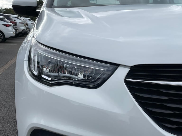 2020 Vauxhall Grandland X 1.5 Turbo D BlueInjection Elite Nav Euro 6 (s/s) 5dr HATCHBACK Diesel M...