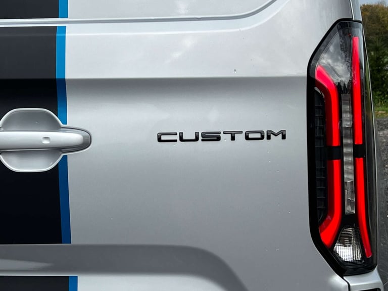 2024 Ford E-Transit 320 65kWh Sport Panel Van 5dr Electric Auto L2 H1 (218 ps) LONG WHEEL BASE Pa...