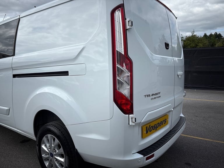 2022 Ford Transit Custom 2.0 EcoBlue 170ps Low Roof D/Cab Limited Van Auto Crew Bus Diesel Automatic