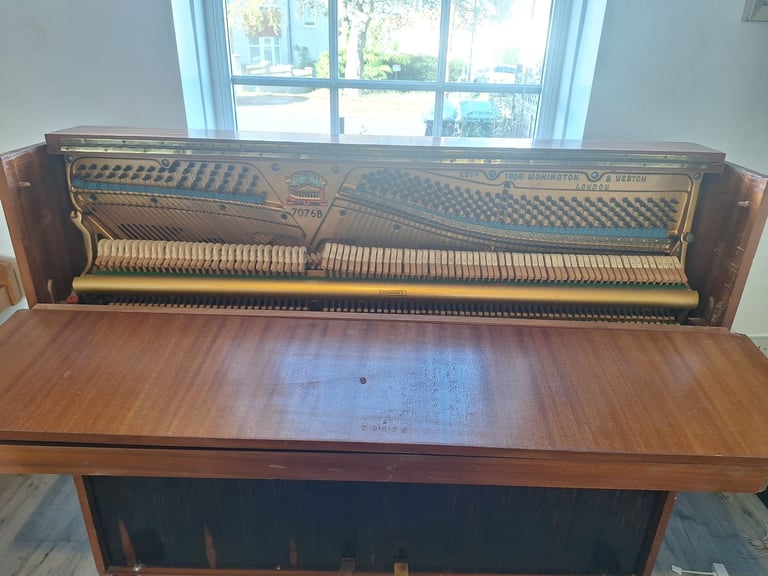 Upright Piano – Monington & Weston (Tuned, Ready to Play)