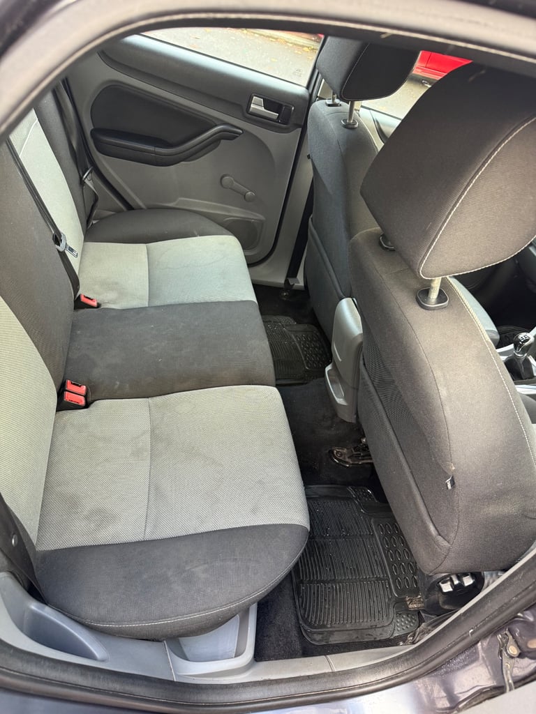 Ford, FOCUS, Hatchback, 2010, Manual, 1560 (cc), 5 doors