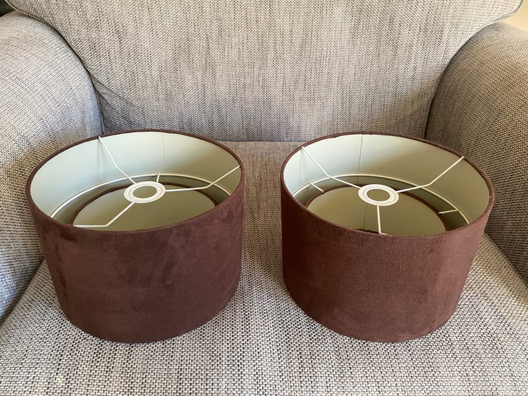 Pair of lampshades 