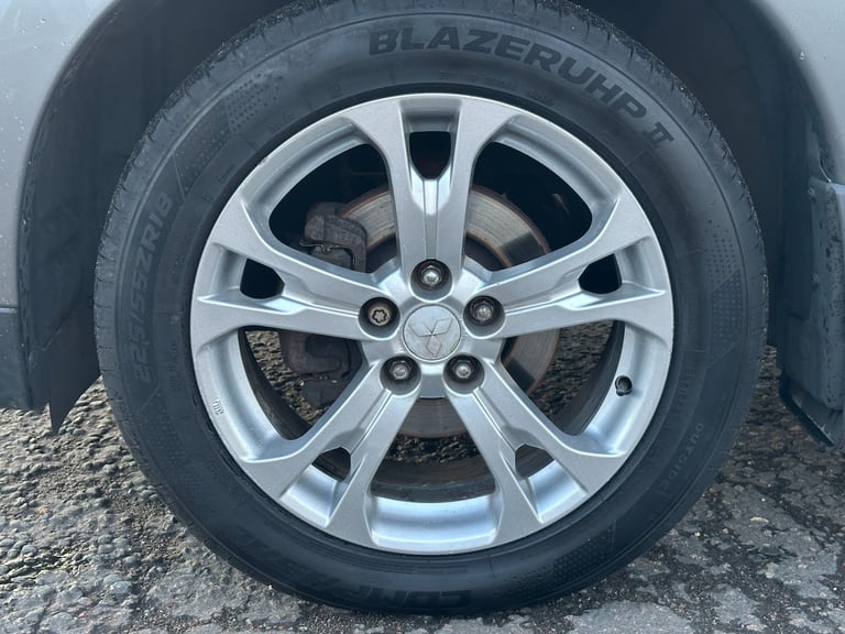 2014 Mitsubishi Outlander 2.2 DI-D GX5 5dr Auto ESTATE Diesel Automatic
